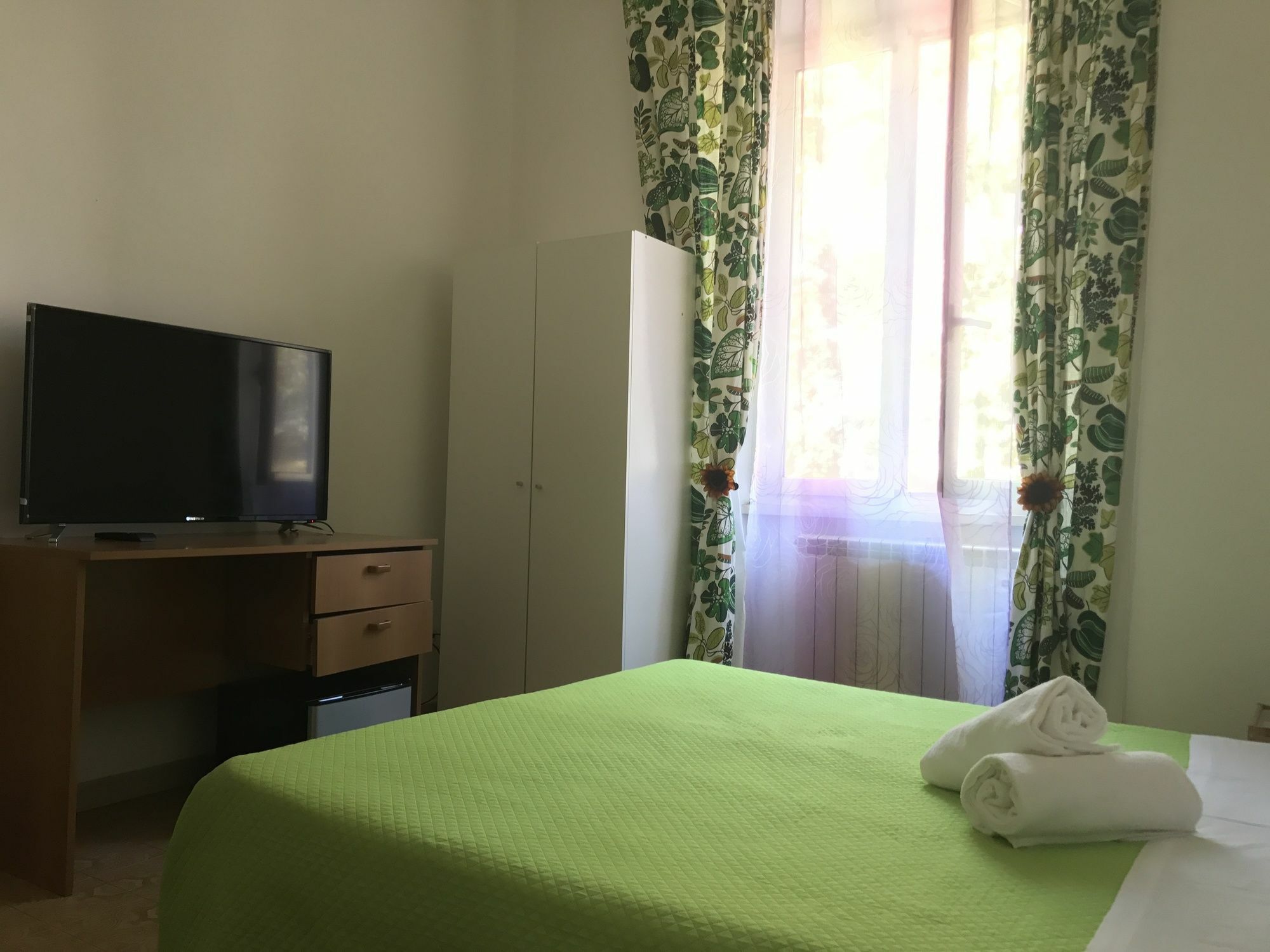 Giuly Guesthouse Rome Exterior photo